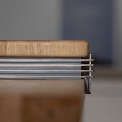 SchnittKnecht® Schneidebrettunterlage mit Schneidebrett und 3-stufigen Ergonomie-Modulen – stufenweise Erhöhung der Arbeitshöhe dargestellt