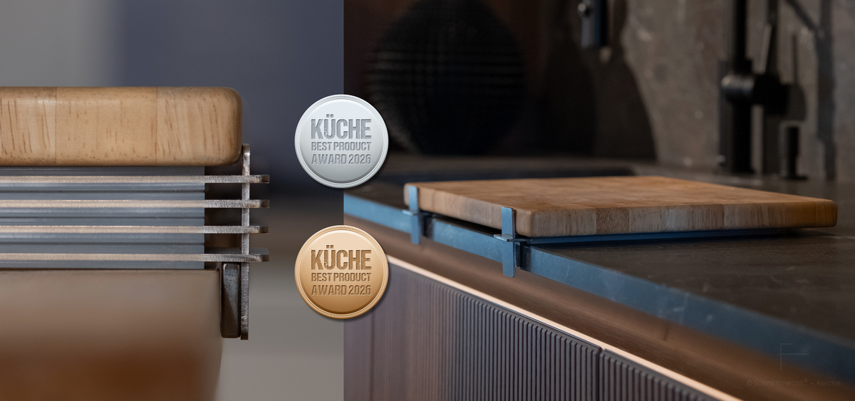 SchnittKnecht® modulares Schneidplatz-System für sichere, stabile und ergonomische Schneidplätze in der Küche, ausgezeichnet beim KÜCHE BEST PRODUCT AWARD 2026 mit Silber für die Ergonomie-Module und Bronze für die modulare Schneidebrett-Unterlage in der Kategorie Küchenausstattung.